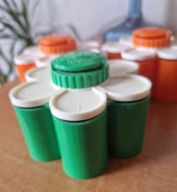 Dětská pokladnička ČSS a 7x Triola a 3x Otava a 1x Pianetta - foto 8