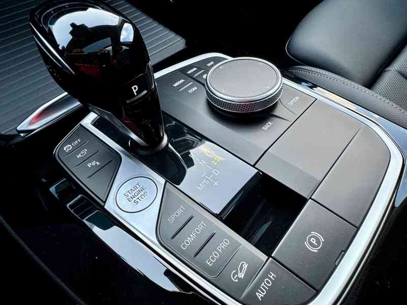 BMW X3 20d,PANORAMA,18",sport.sedačky,360°,kůže,KeyLess,LED - foto 24