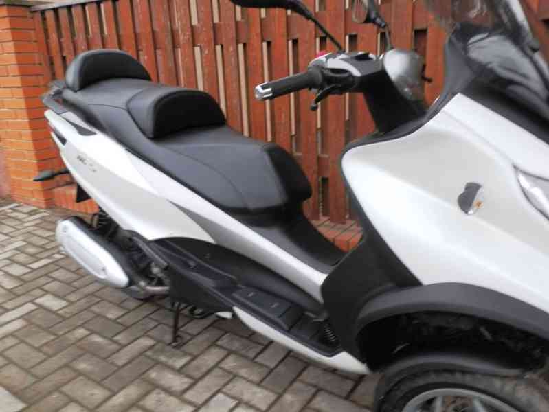 Piaggio MP3 300 ABS ASR - foto 38