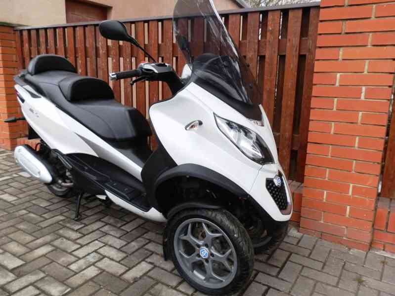 Piaggio MP3 300 ABS ASR - foto 19