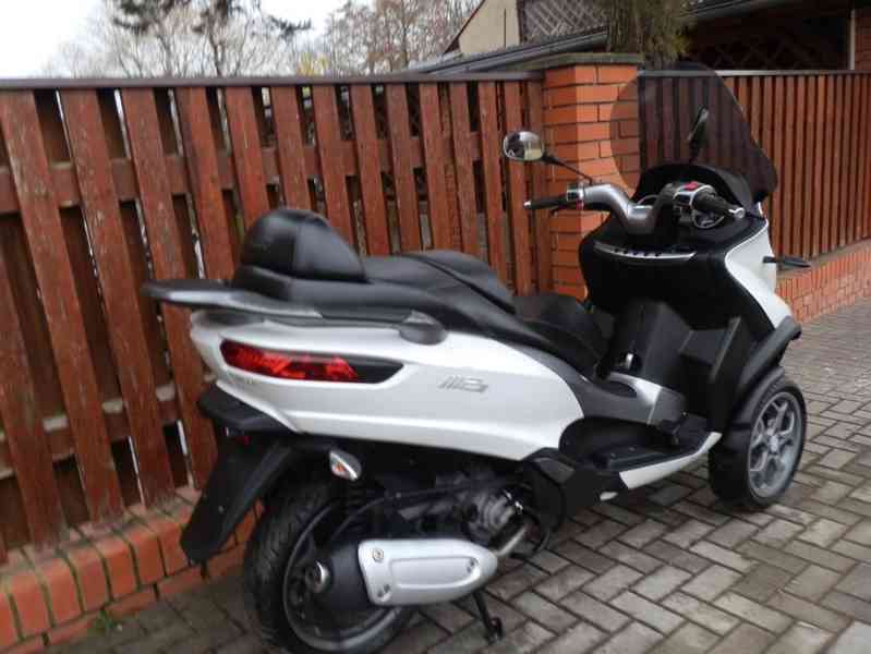 Piaggio MP3 300 ABS ASR - foto 33