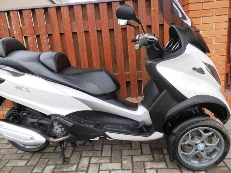 Piaggio MP3 300 ABS ASR - foto 31