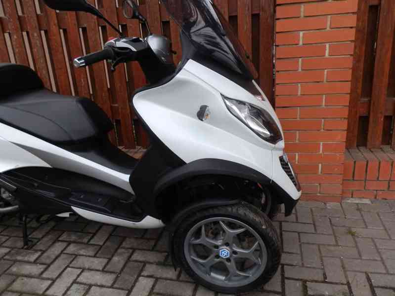 Piaggio MP3 300 ABS ASR - foto 30
