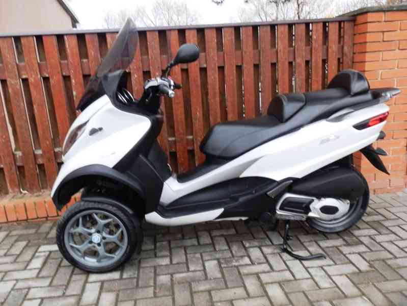 Piaggio MP3 300 ABS ASR - foto 3