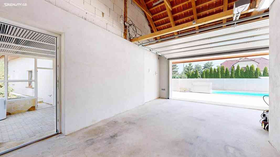 Prodej rodinného domu 197 m², pozemek 621 m² - foto 19