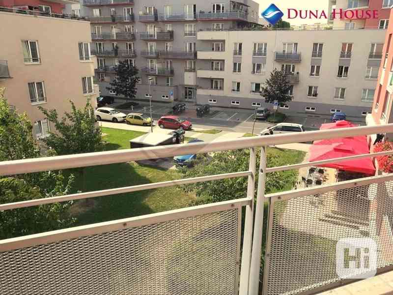 Prodej bytu 1+kk, 37,4 m2 + 4,5 m2 balkon, Praha 10, Záběhlice. - foto 5