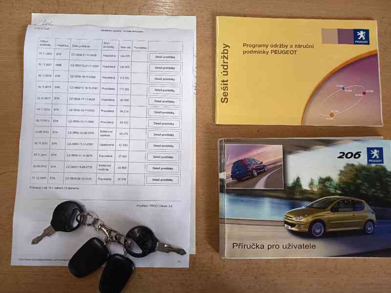 PEUGEOT 206 1,1i Hatchback ČR - foto 27