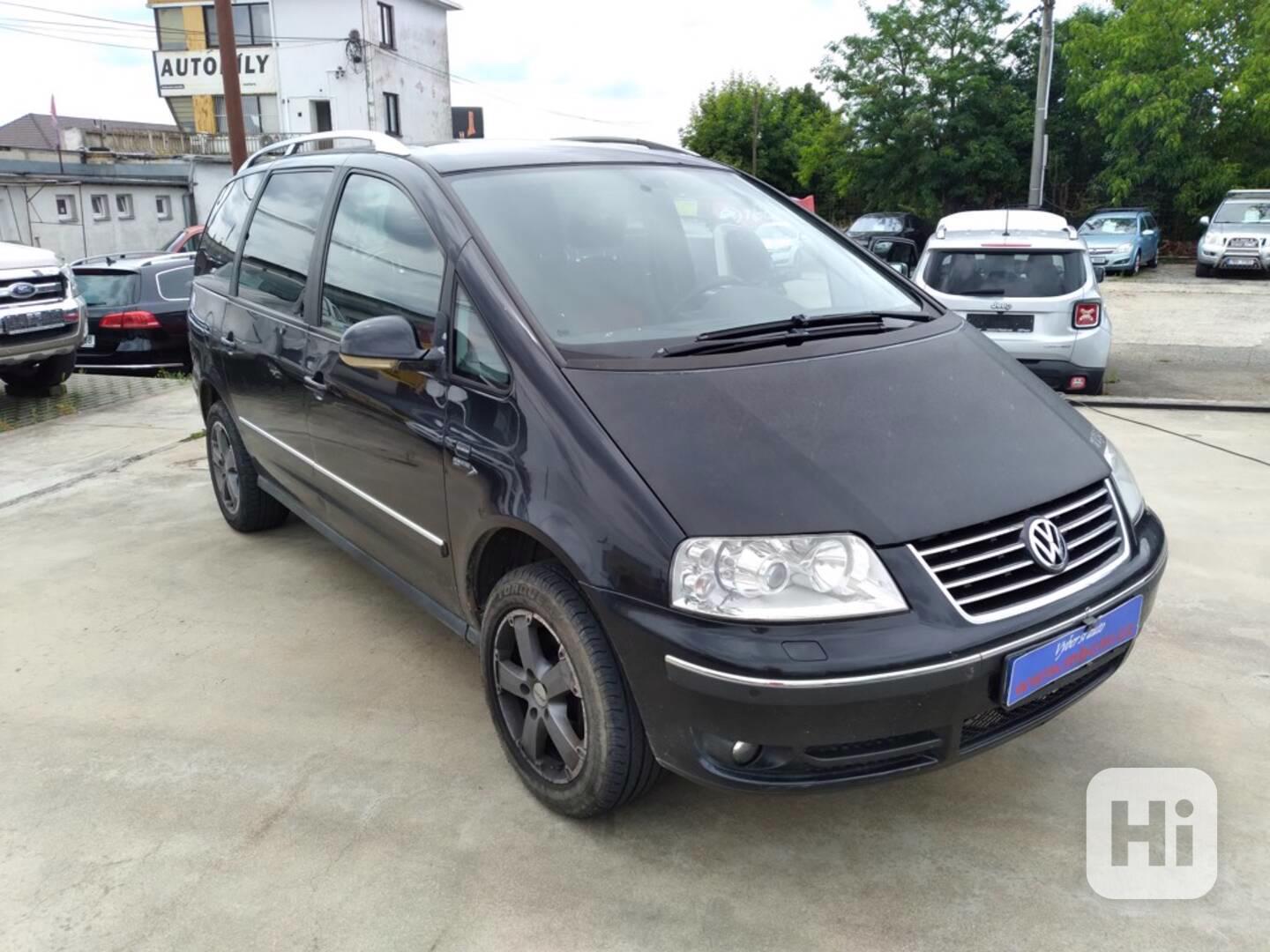 VOLKSWAGEN SHARAN 1.9 TDI 4 MOTION FAMILY ČR - foto 1