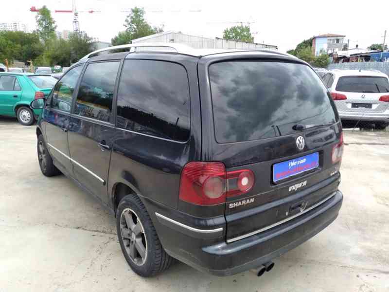 VOLKSWAGEN SHARAN 1.9 TDI 4 MOTION FAMILY ČR - foto 6
