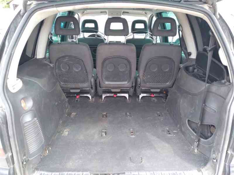 VOLKSWAGEN SHARAN 1.9 TDI 4 MOTION FAMILY ČR - foto 24