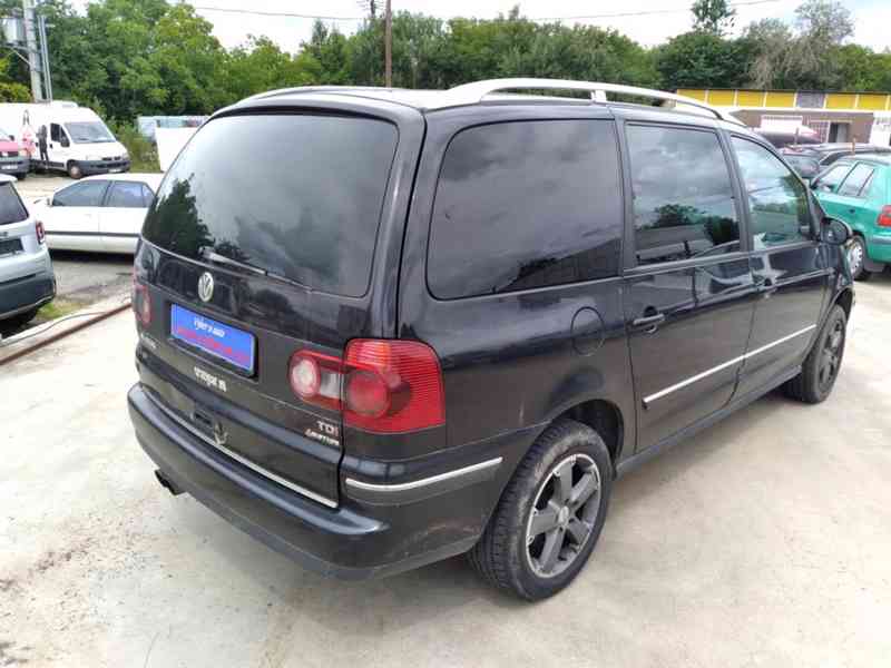 VOLKSWAGEN SHARAN 1.9 TDI 4 MOTION FAMILY ČR - foto 8