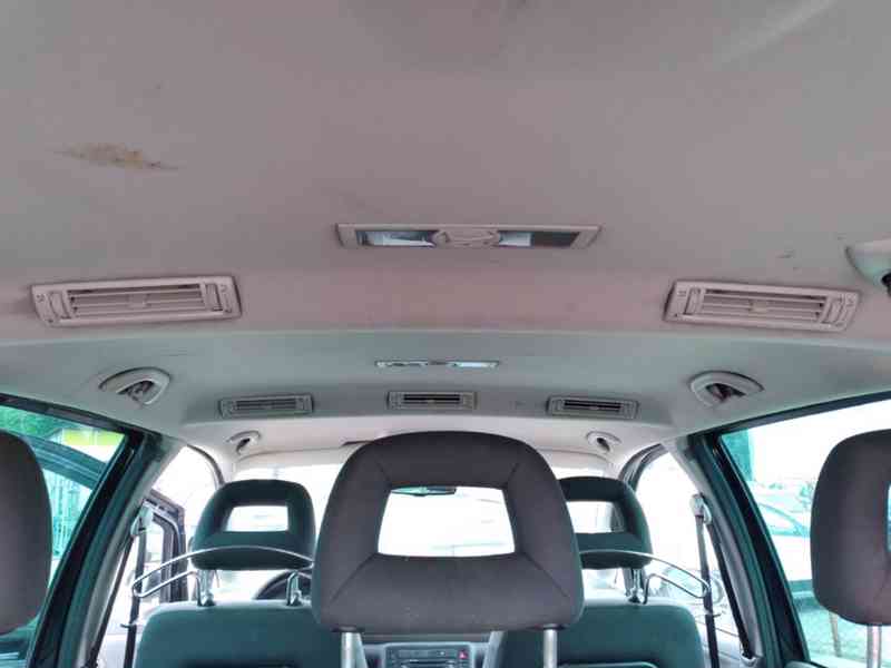 VOLKSWAGEN SHARAN 1.9 TDI 4 MOTION FAMILY ČR - foto 25