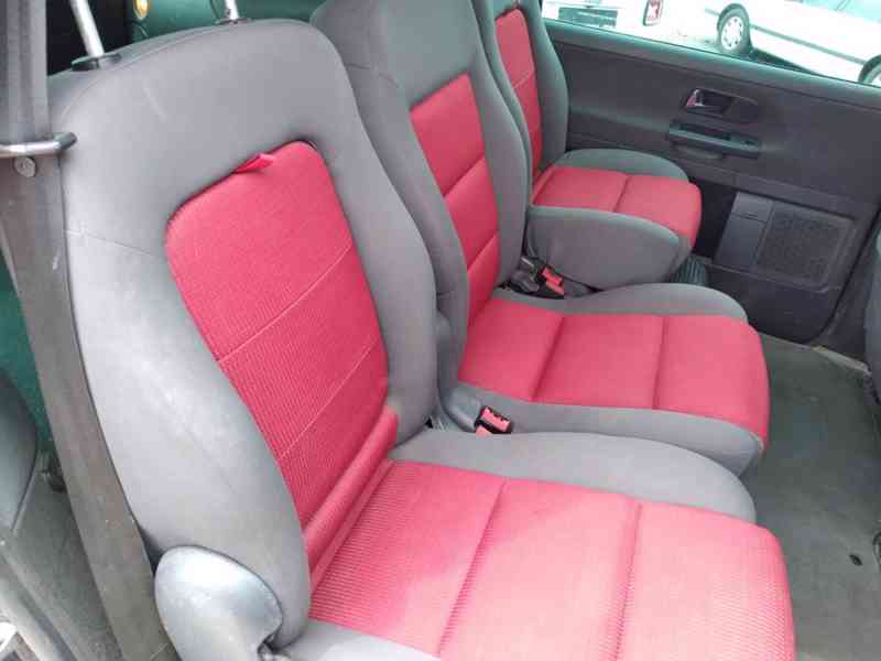 VOLKSWAGEN SHARAN 1.9 TDI 4 MOTION FAMILY ČR - foto 13