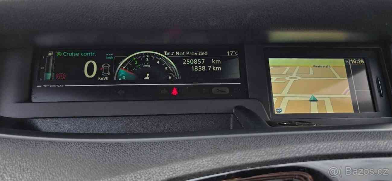 Renault Grand Scénic 1,6   dci 96kw 2014 7-místný - foto 12