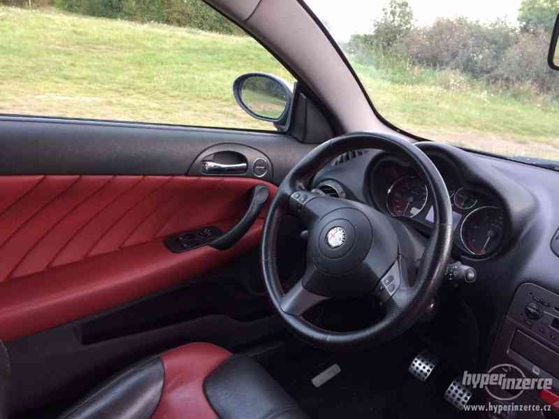 ALFA ROMEO GT 1.9 JTD CZ původ najeto poctivých 89tis - foto 12