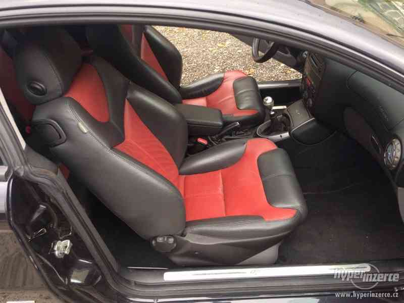 ALFA ROMEO GT 1.9 JTD CZ původ najeto poctivých 89tis - foto 13