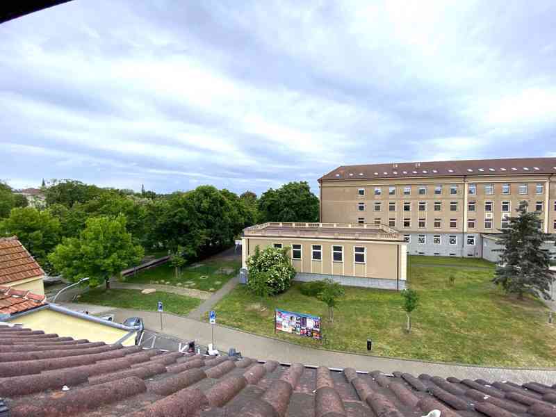 PRONÁJEM ZREKONSTRUOVANÉHO STŘEŠNÍHO BYTU 1+ KK, BRNO - foto 7
