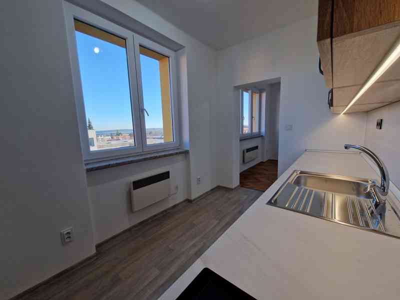 Pronájem moderní a světlý byt 3+1 po TOP rekonstrukci Pacov - foto 9