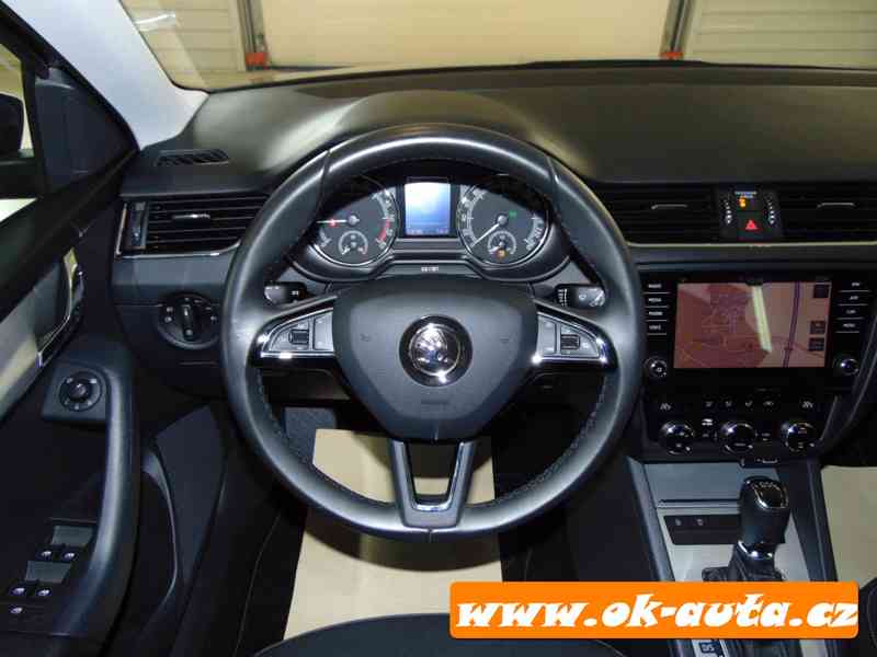 Škoda Octavia 1.6 TDI STYLE DSG 2019-DPH  - foto 9