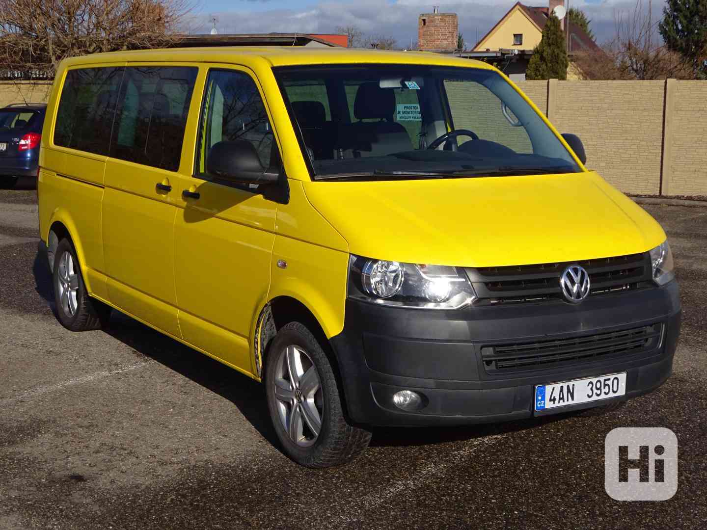 VW Multivan 2.0 TDI r.v.2015 2.Maj.serv.kníž.ČR - foto 1