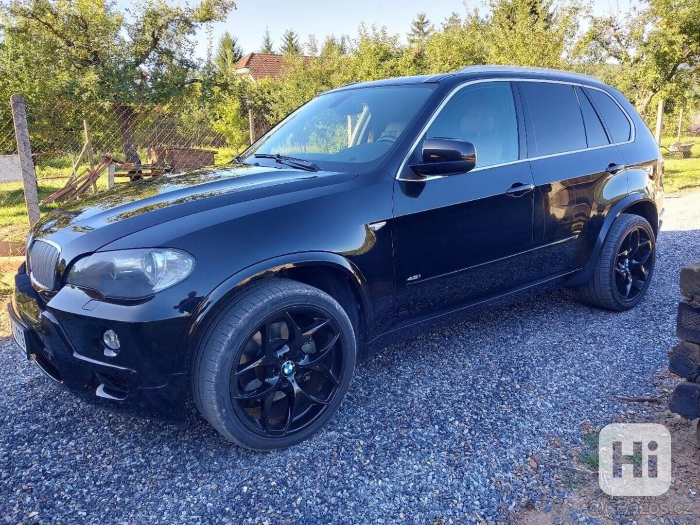 BMW X5 4,8   V8 - foto 1