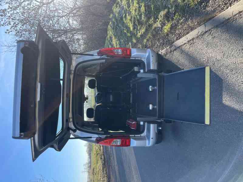 Citroën Berlingo: pro převoz vozíčkáře - foto 3