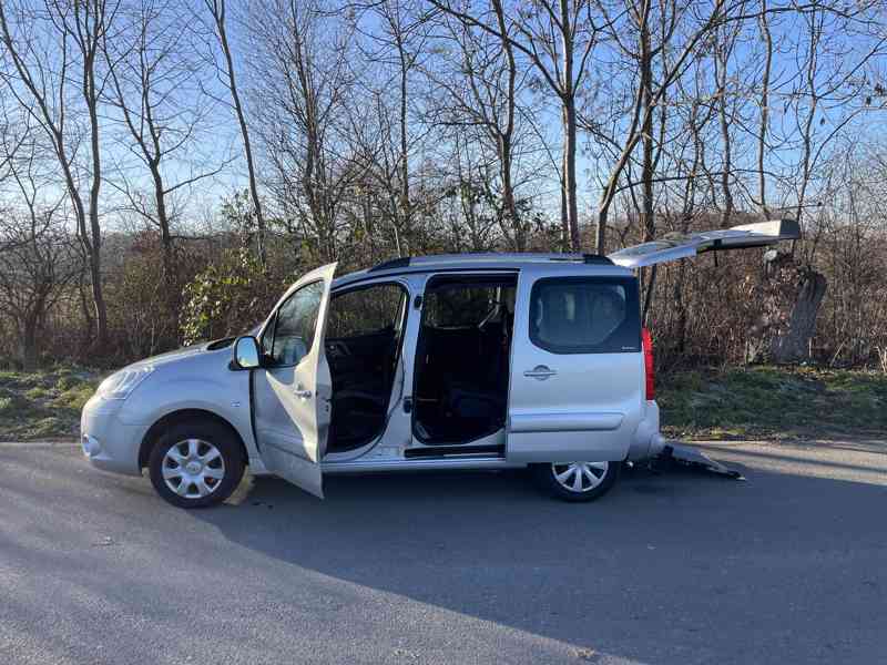 Citroën Berlingo: pro převoz vozíčkáře - foto 4