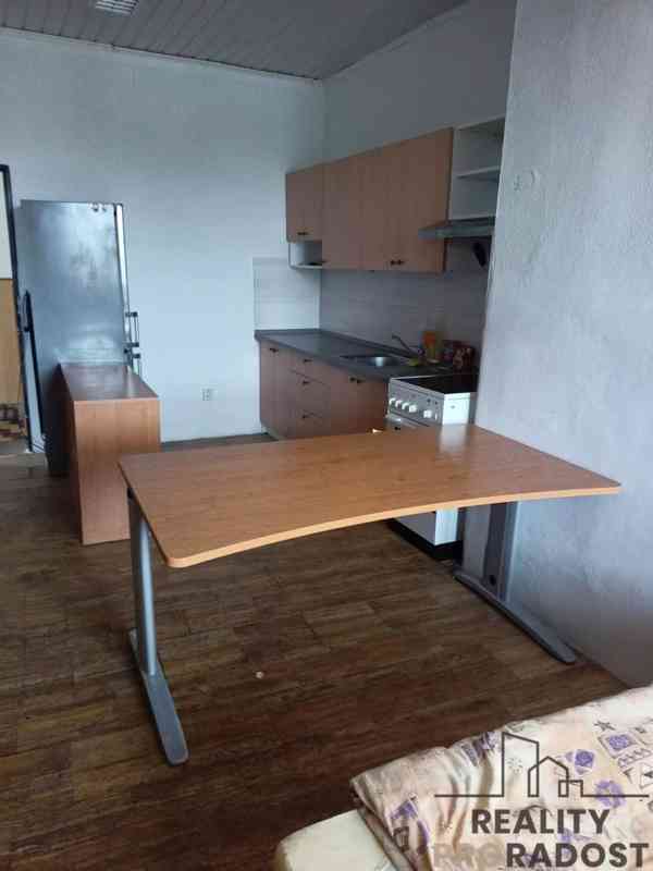 PRONÁJEM BYTU 1+KK 117m2 - VESELICE - VAVŘINEC - foto 7
