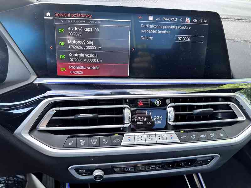 2023 BMW X5 30d xDrive Xline HUD Pano DPH Cebia Zaruka 12/25 - foto 14