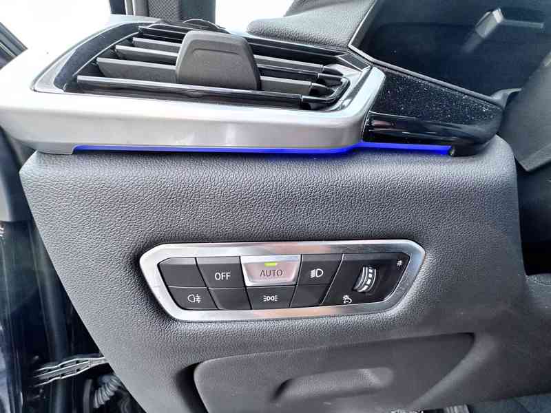 2023 BMW X5 30d xDrive Xline HUD Pano DPH Cebia Zaruka 12/25 - foto 24