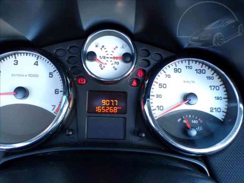 Peugeot 207 1,6 CC - foto 6