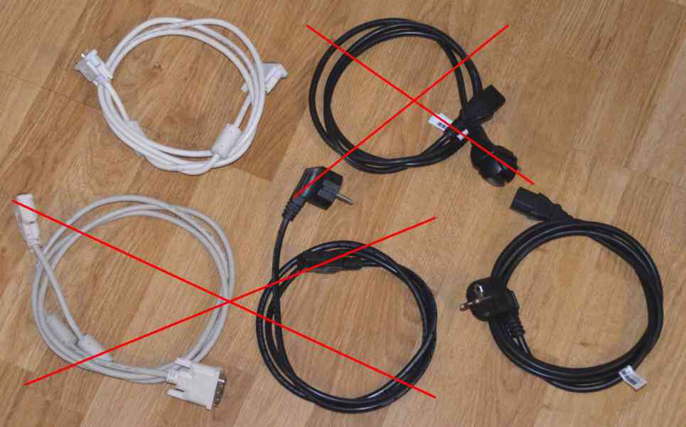 Počítačové kabely a redukce (USB, DVI, DP -> VGA, ...) - foto 3