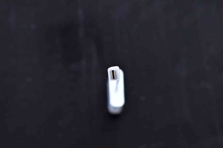 Počítačové kabely a redukce (USB, DVI, DP -> VGA, ...) - foto 5