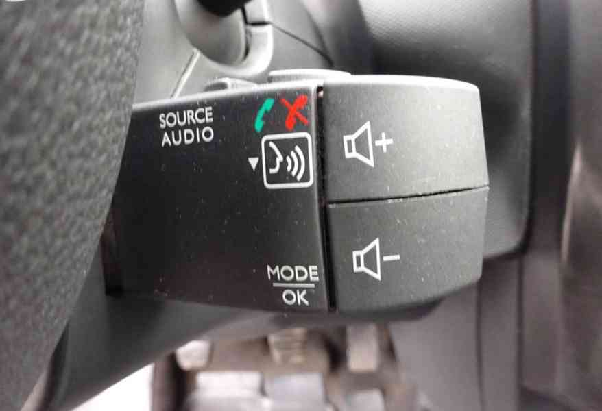 Dacia Duster, 1.5 DCI 4x4 (80 kw) Koup.ČR - foto 10