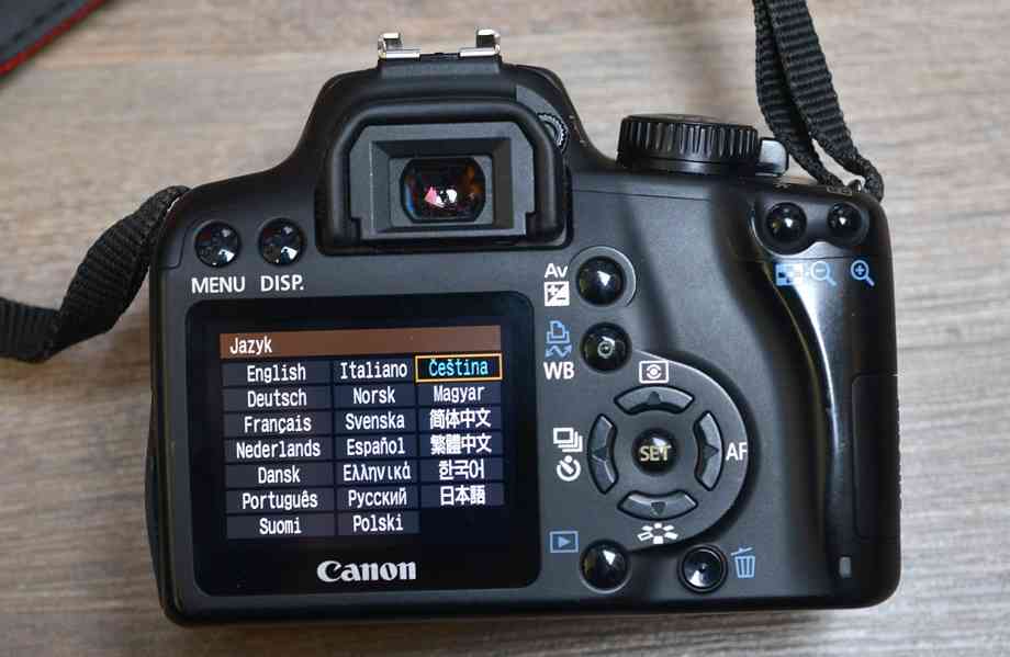 Canon EOS 1000D APS-C 10.1 Mpix*Live View 8000 Exp - foto 5
