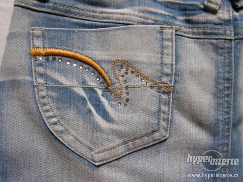 Překrásná jeans boková minisukýnka - M - foto 3