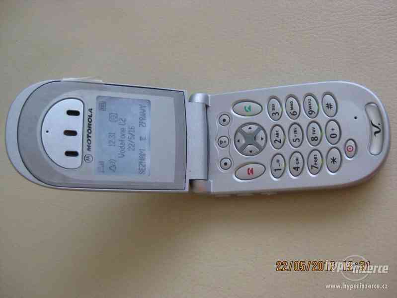 Motorola V66/V66i - mobilní telefony z r.2001 od 100Kč - foto 6
