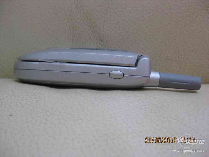 Motorola V66/V66i - mobilní telefony z r.2001 od 100Kč - foto 10
