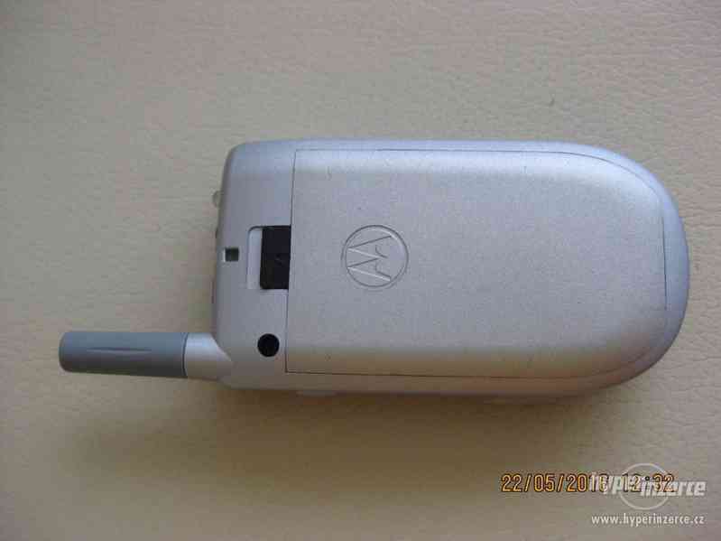 Motorola V66/V66i - mobilní telefony z r.2001 od 100Kč - foto 12