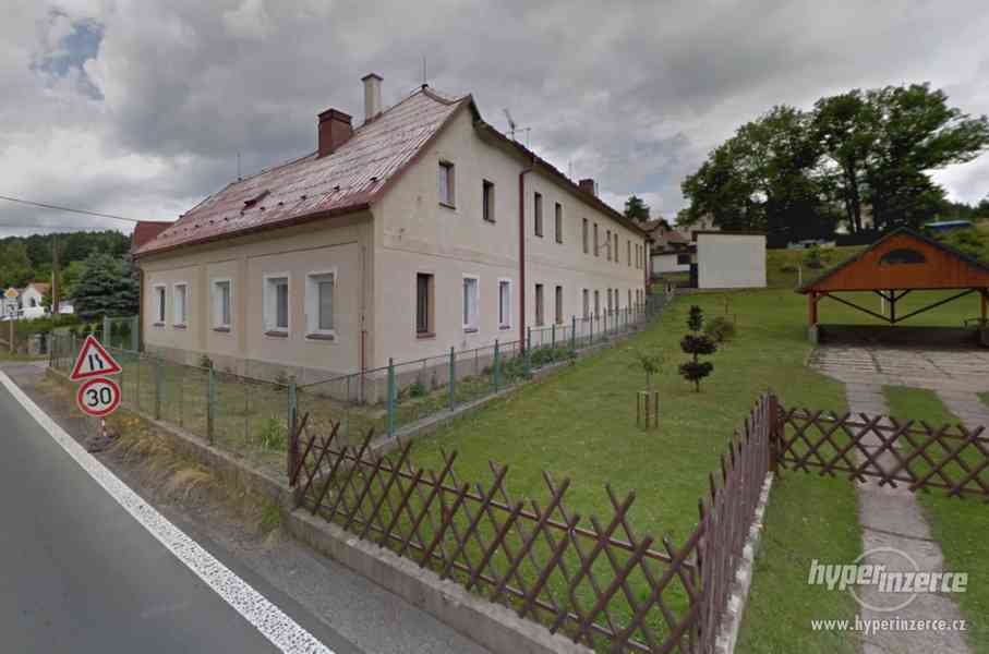 Prostorný byt 4+1 85m2 v Raspenavě - foto 1