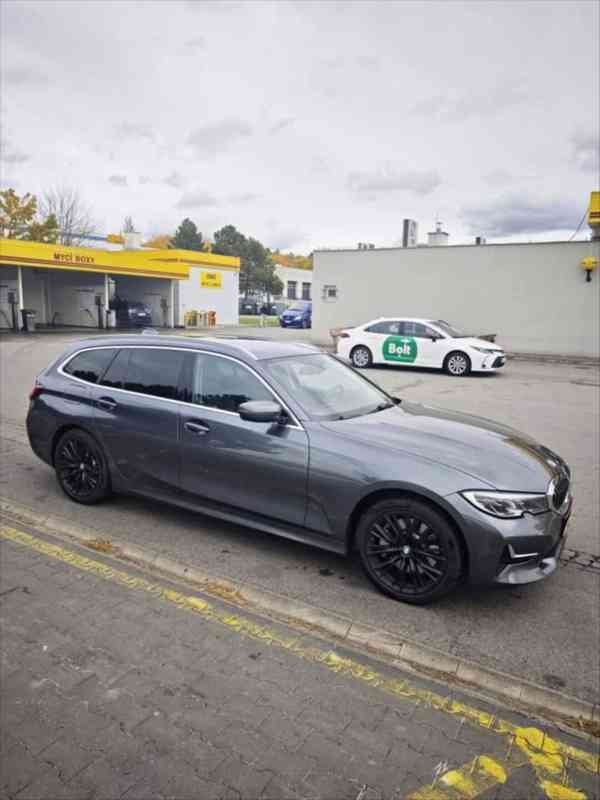 BMW Řada 3 3,0   (G21) – 286 k | Luxury Line | - foto 3