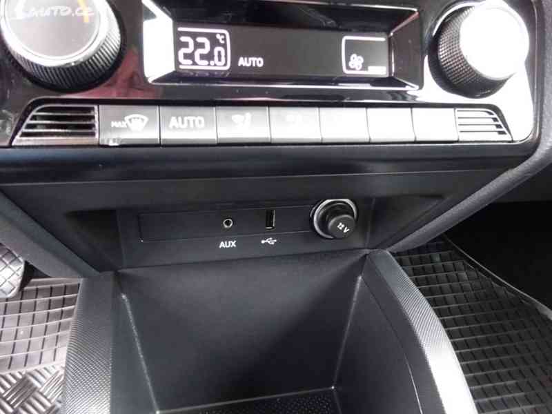 Škoda Fabia 1.0 TSI Combi r.v.2018 (81 KW) EL.SERVISKA - foto 9