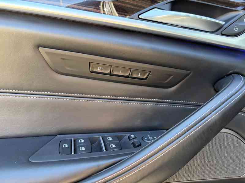 BMW 530i xDrive Luxury | HUD | 360° | Night Vision - foto 14