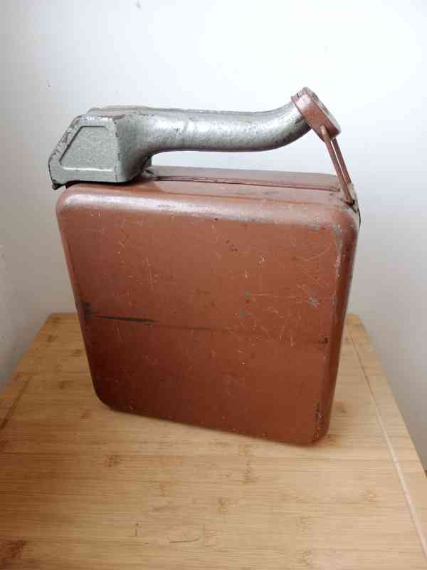 Plechový kanystr 10l - foto 5