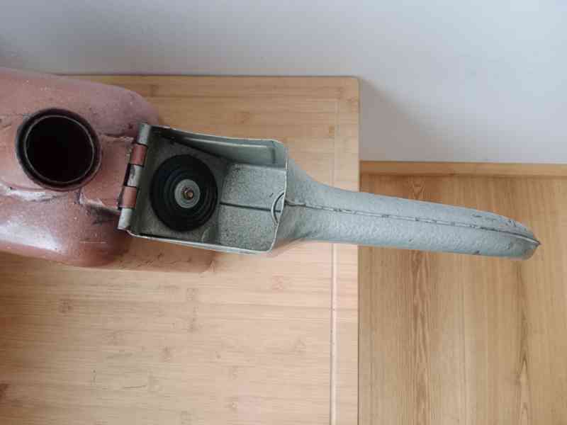 Plechový kanystr 10l - foto 8