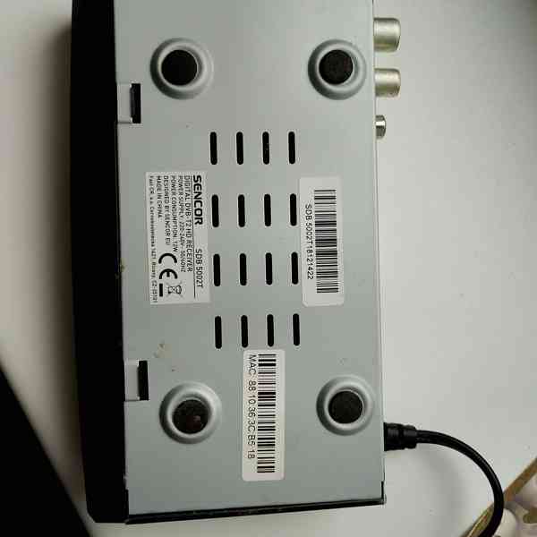 Set top box Sencor SDB 5002T  - foto 2