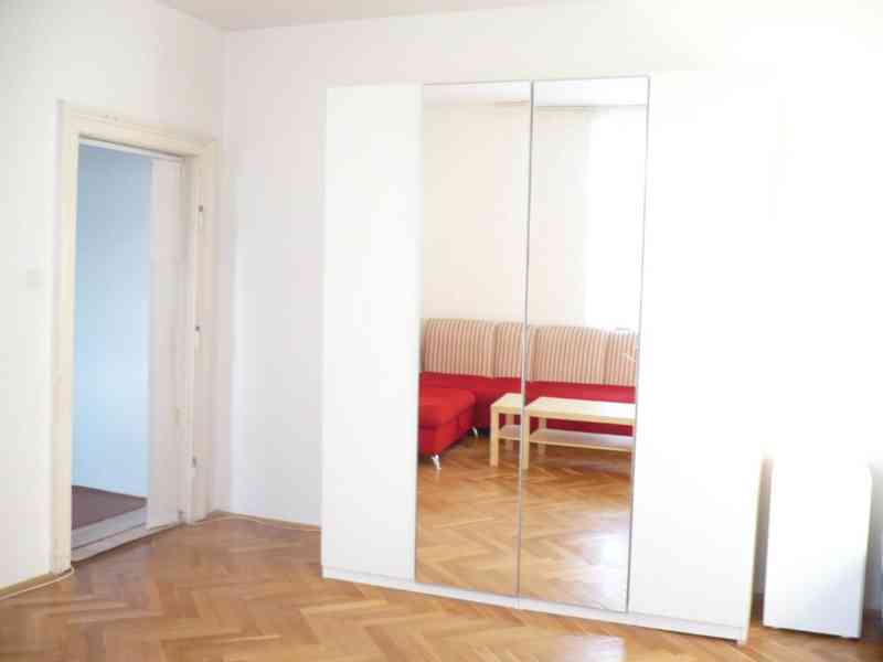 Pronájem bytu 1+1 Břeclav - foto 3