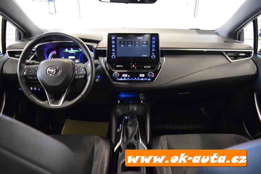 Toyota Corolla 2.0i HSD SELECTION TOP STAV 2019-DPH - foto 12