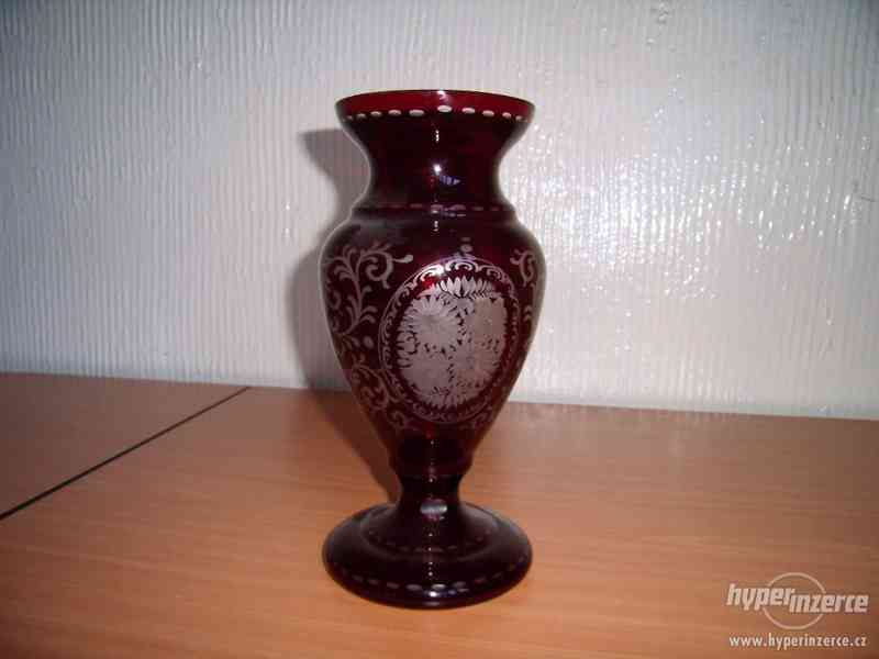 Váza z barveného skla - foto 1