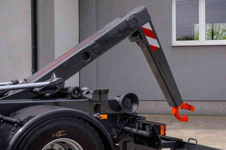 MERCEDES-BENZ AXOR 1833 - HÁKOVÝ NOSIČ KONTEJNERŮ MEILLER - foto 107